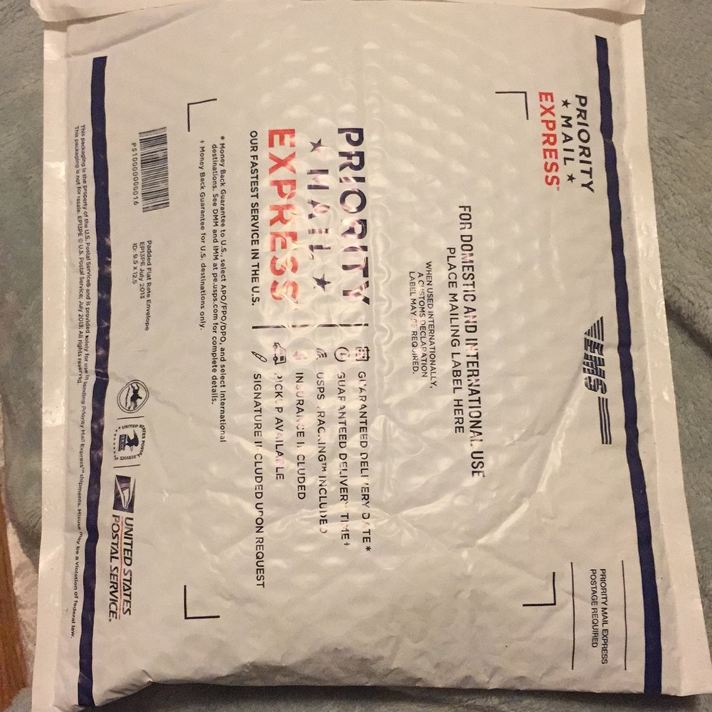 Bag for shipping